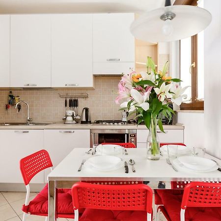 Corsica Huge Terrace Flats Apartman Milánó Kültér fotó
