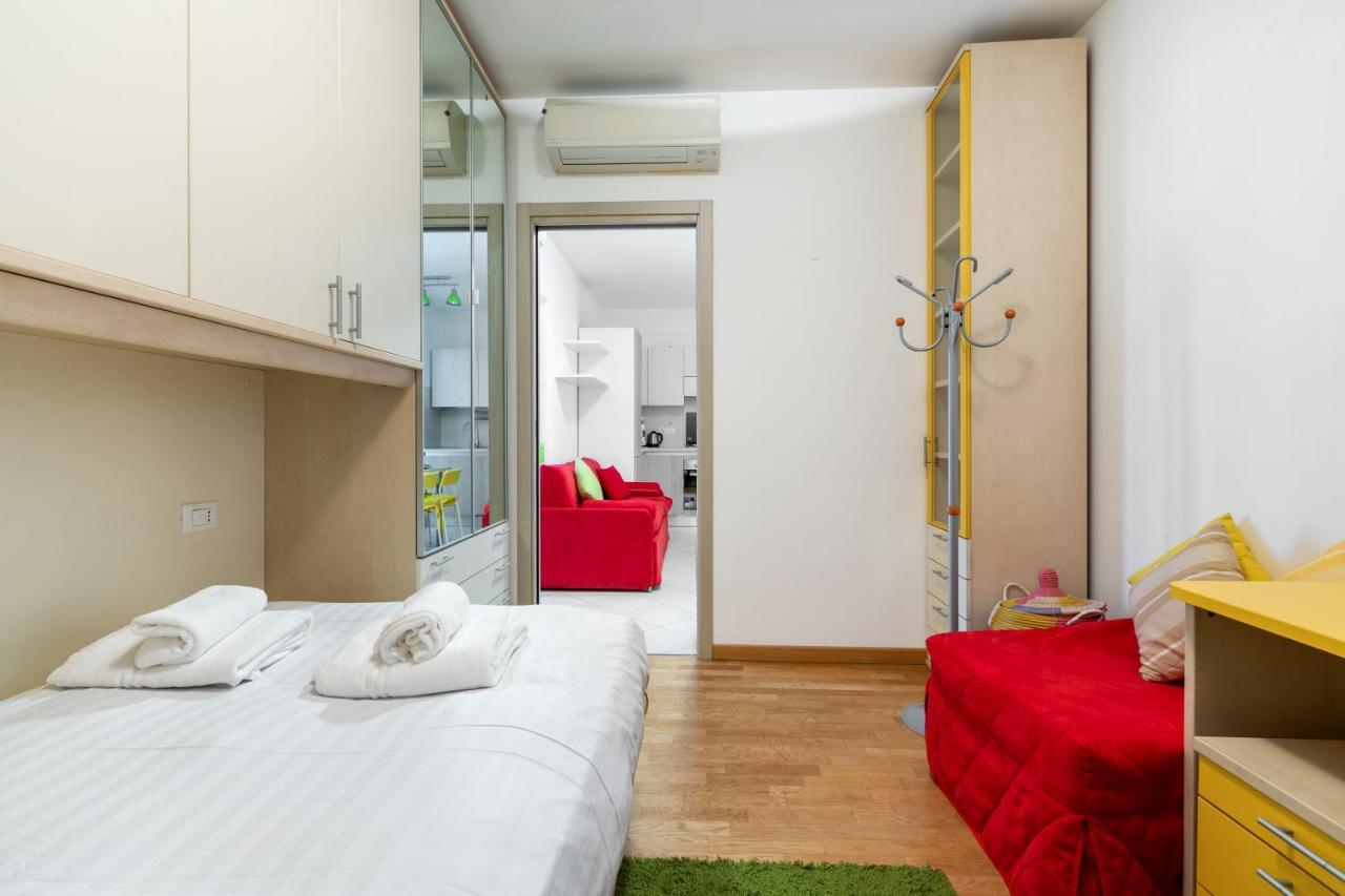 Corsica Huge Terrace Flats Apartman Milánó Kültér fotó