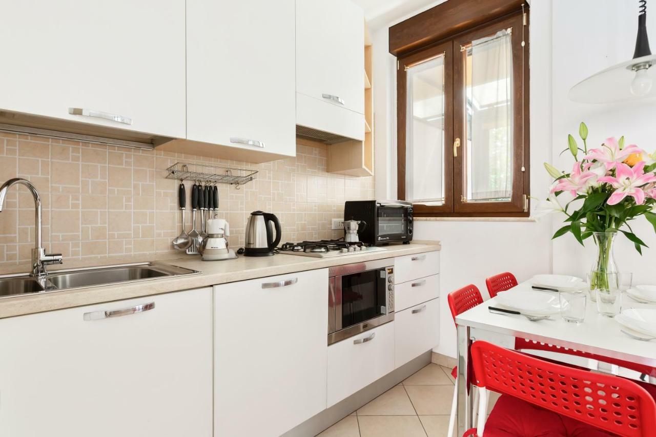 Corsica Huge Terrace Flats Apartman Milánó Kültér fotó