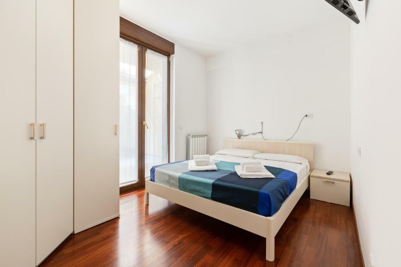 Corsica Huge Terrace Flats Apartman Milánó Kültér fotó